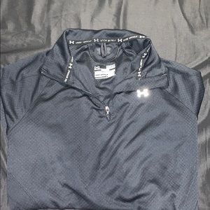 Under Armor Women’s Lightweight Pull over